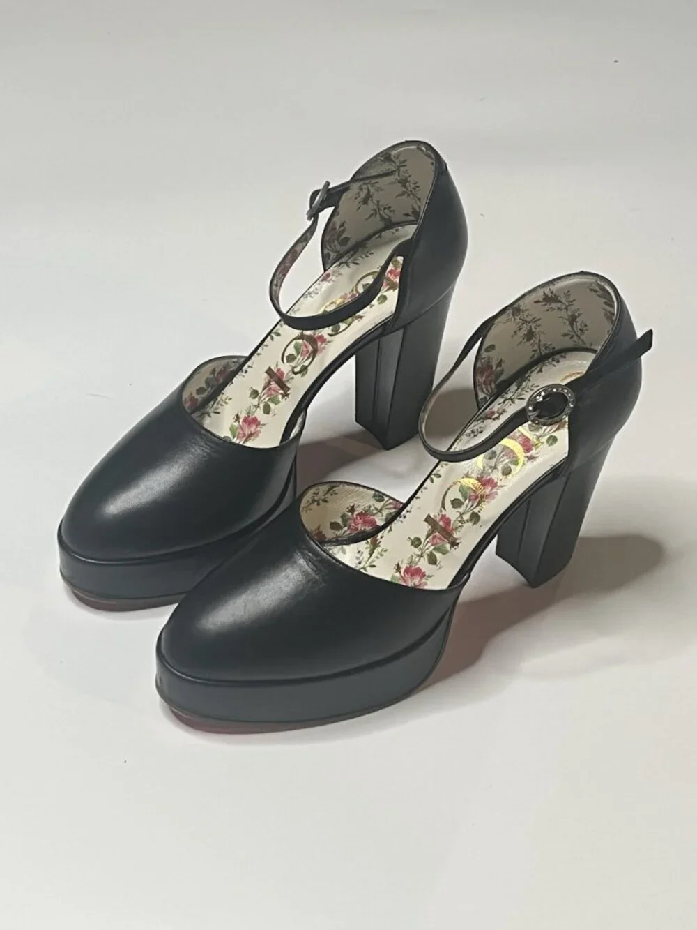 Gucci Black Leather Mary Jane Platform Heels Floral Print Lining Sz 37 Italy 6.5